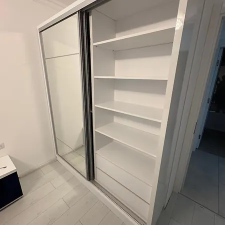 Lägenhet Solid House Butoaie